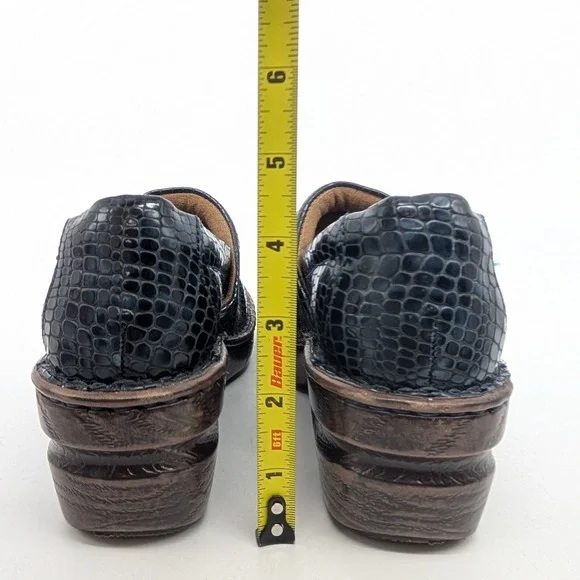 BOC Bern Concept Black Faux Snakeskin Mule Clogs Women's Size 7M Comfort Shoes - Picture 9 of 16